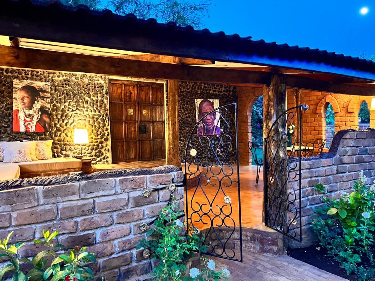 Pink Flamingo Boutique Hotel Moshi Zewnętrze zdjęcie